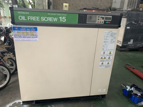 HITACHI 15KW OIL FREE